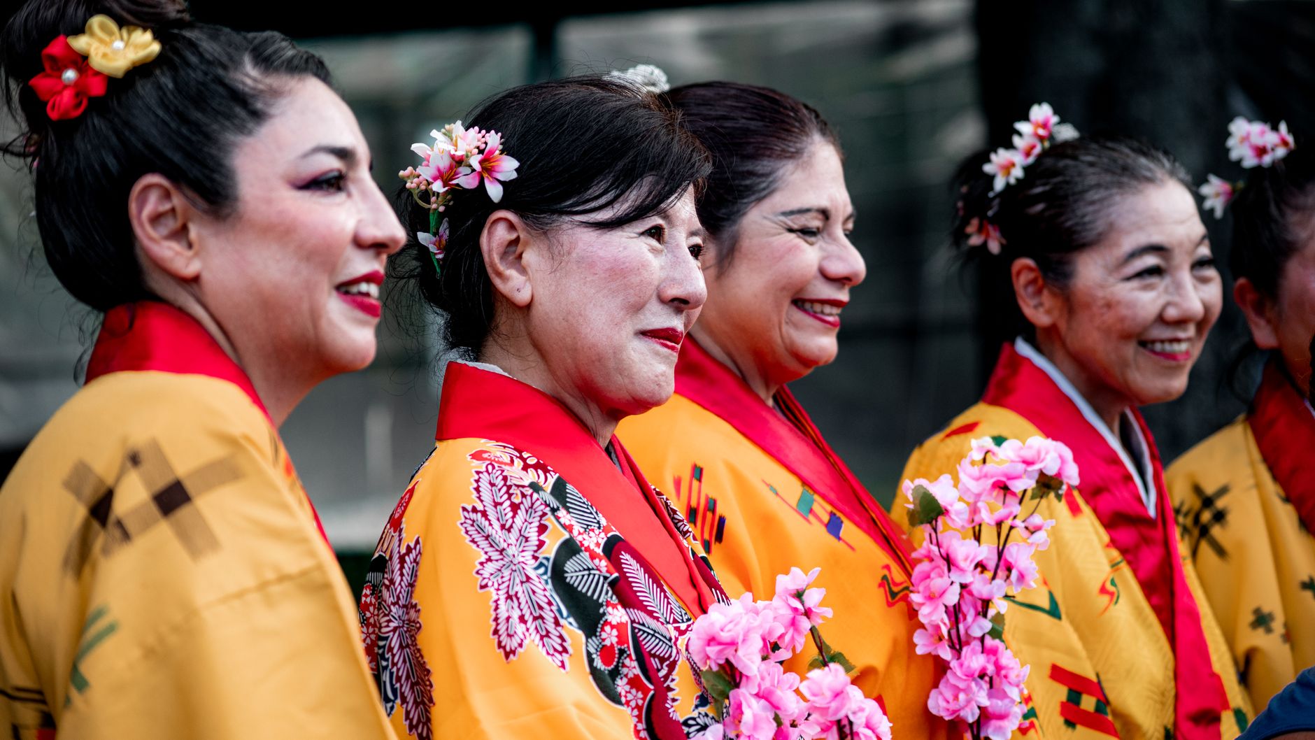 世界の祝日一覧｜由来を知ると驚く、国ごとに全然違う「お休みの理由」