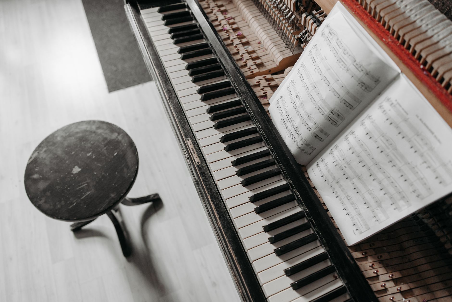 合唱曲一覧|体育館に響き続ける定番曲8選、その生まれた理由
