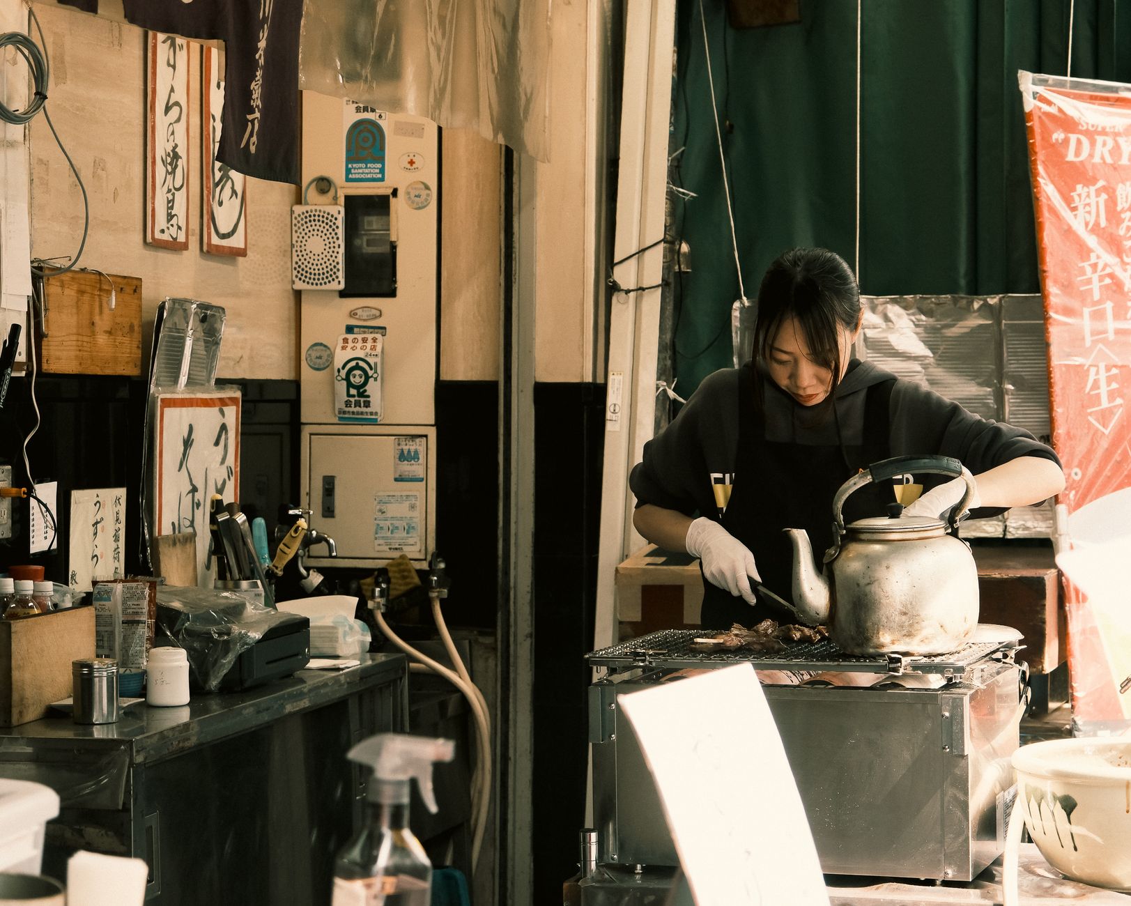居酒屋のお通し一覧から見えてくる、頼んでいないのに出てくる小皿の正体