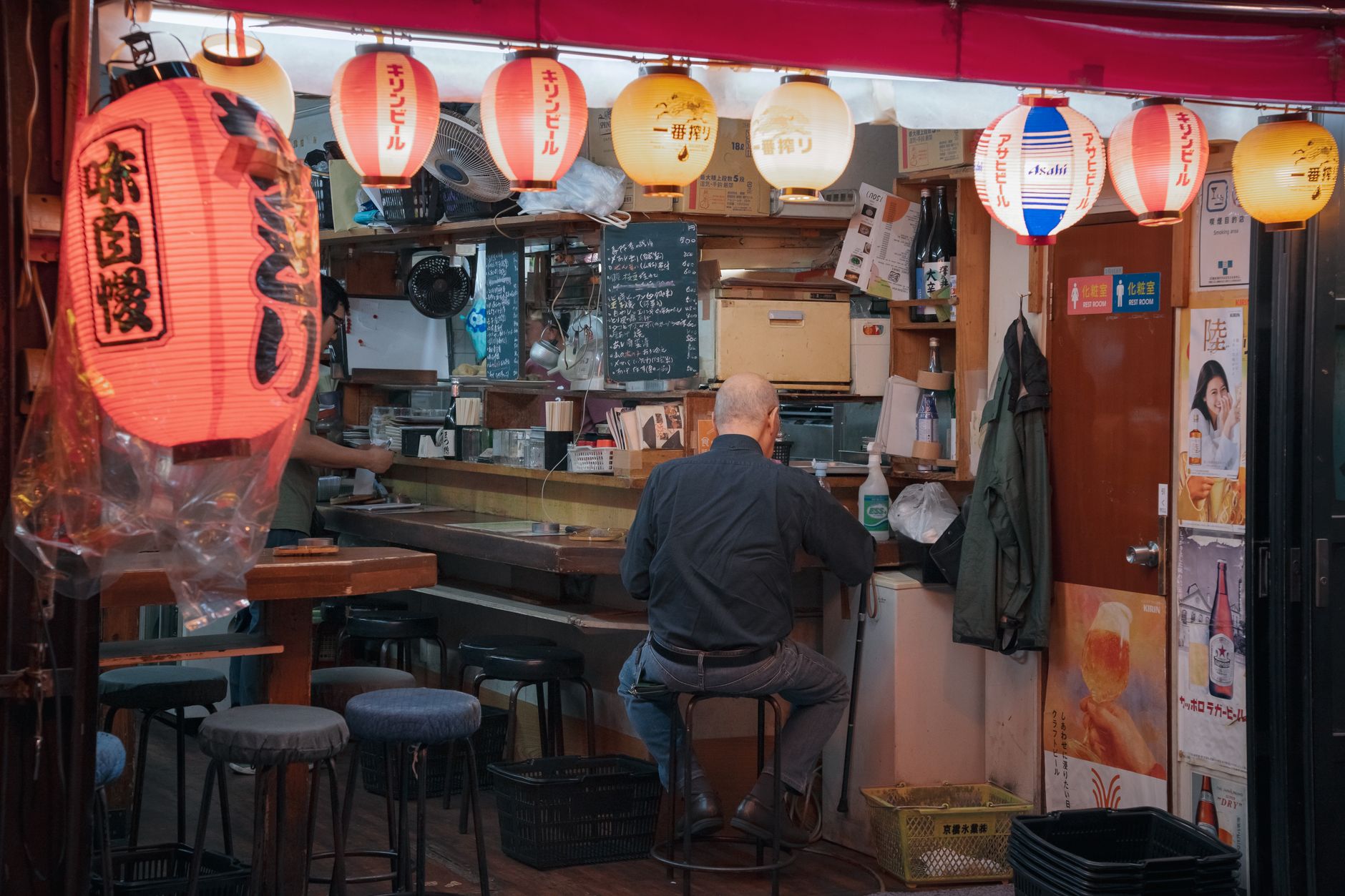 居酒屋のお通し一覧から見えてくる、頼んでいないのに出てくる小皿の正体