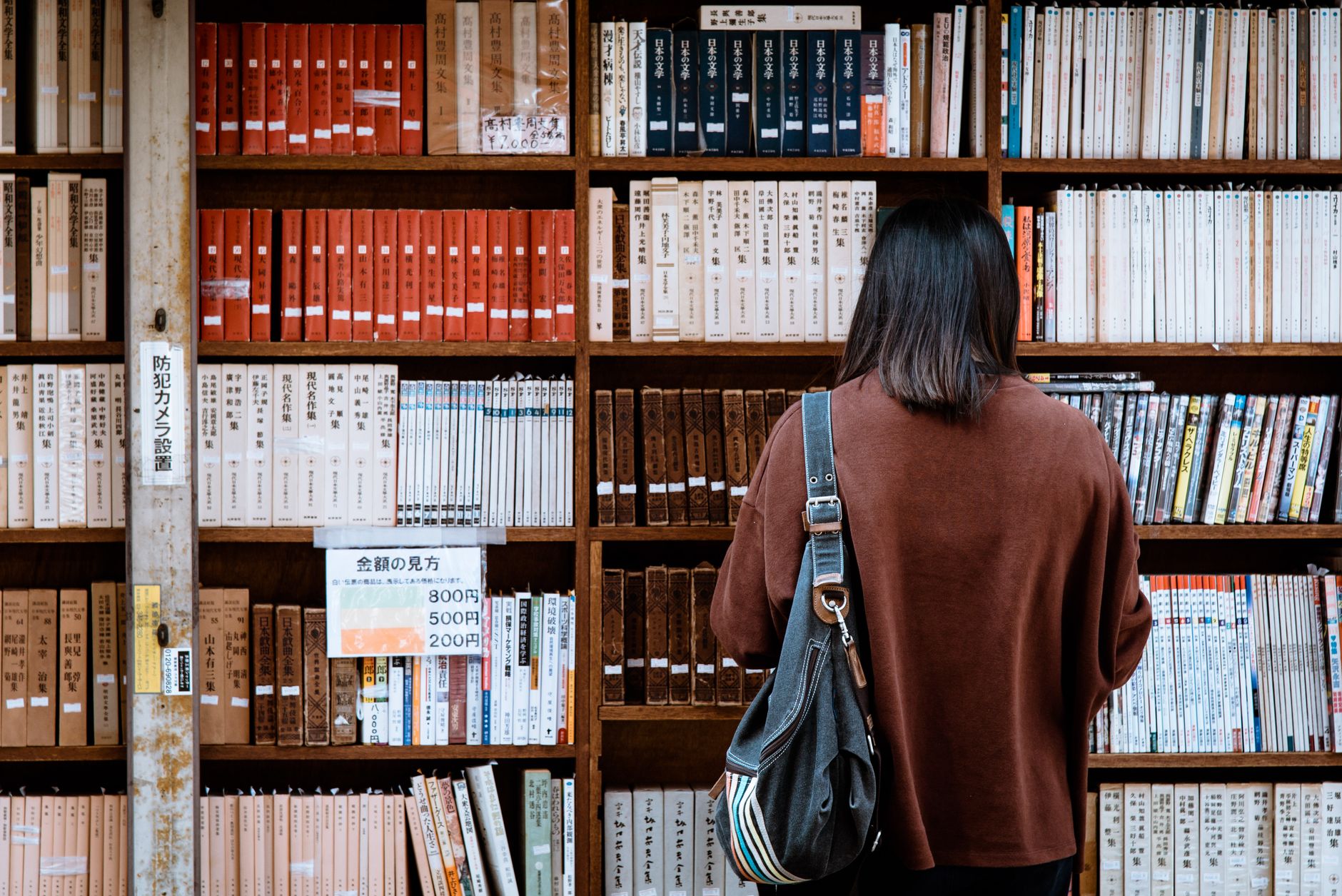 漫画家が休載する理由とは、人気作の裏にある体と心の限界