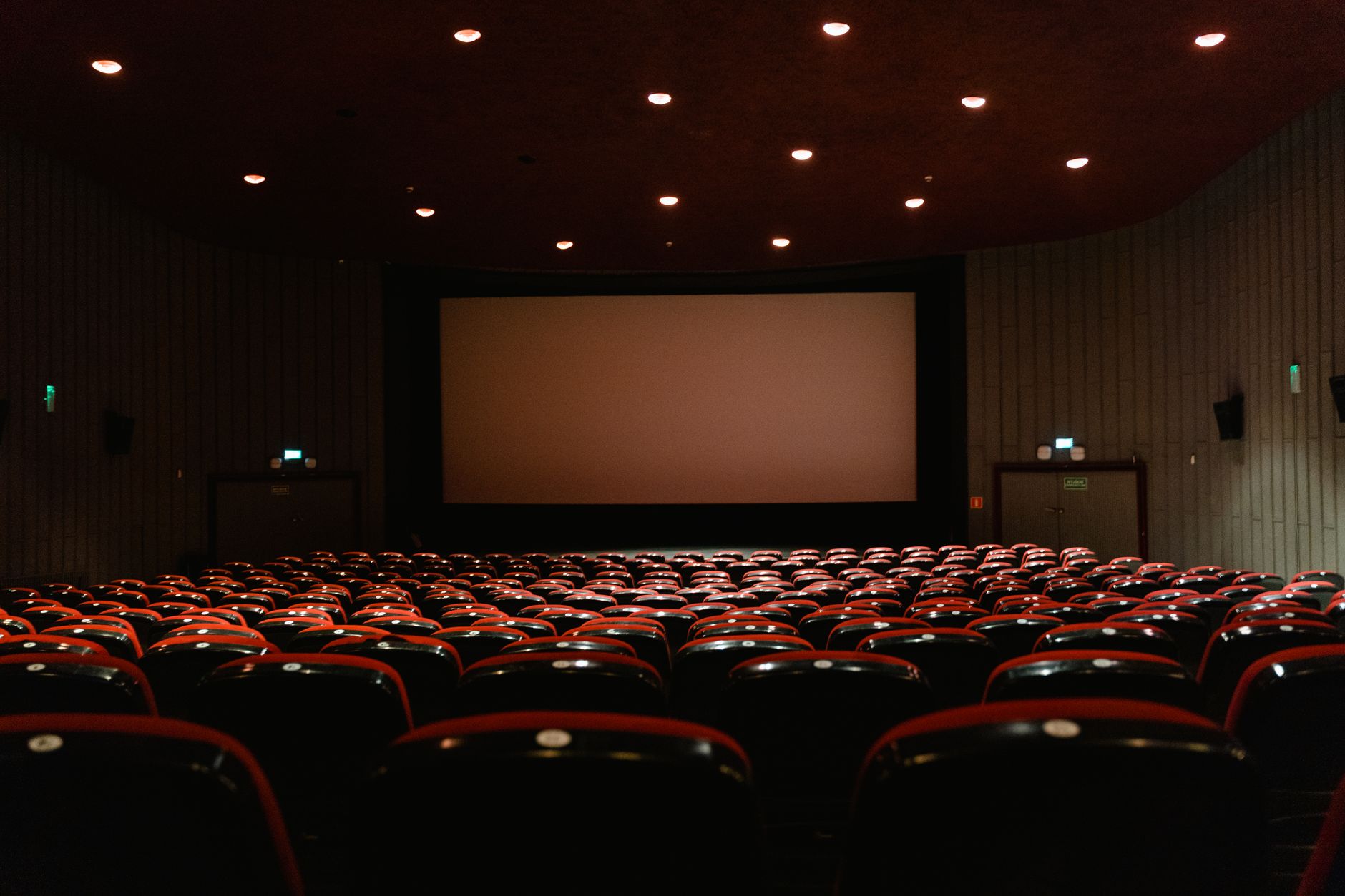 タゴサク構文とは？元ネタの映画『爆弾』と例文、なぜか納得してしまう理由を解説