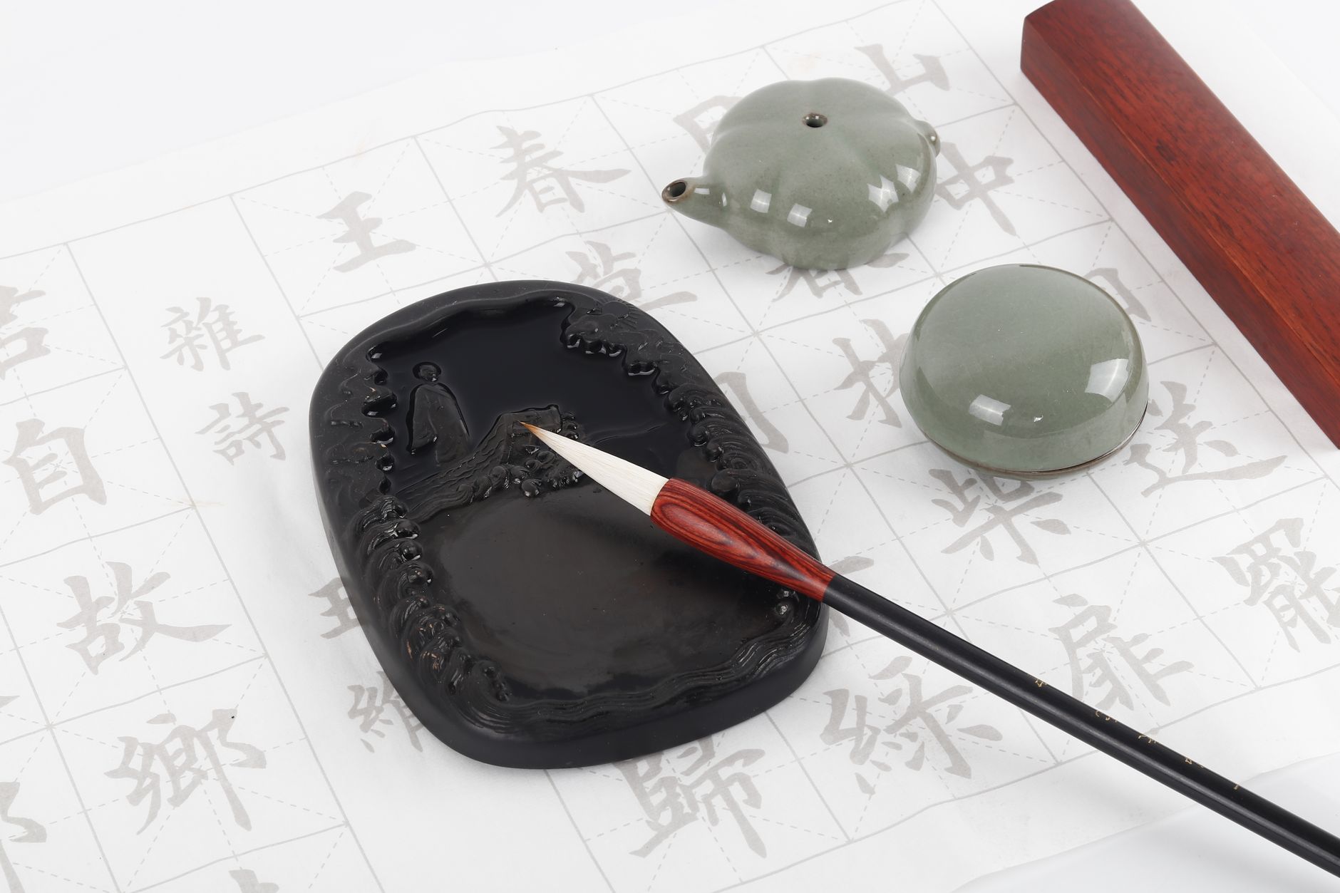好きという気持ちを比喩で語り継ぐ四字熟語とことわざ一覧