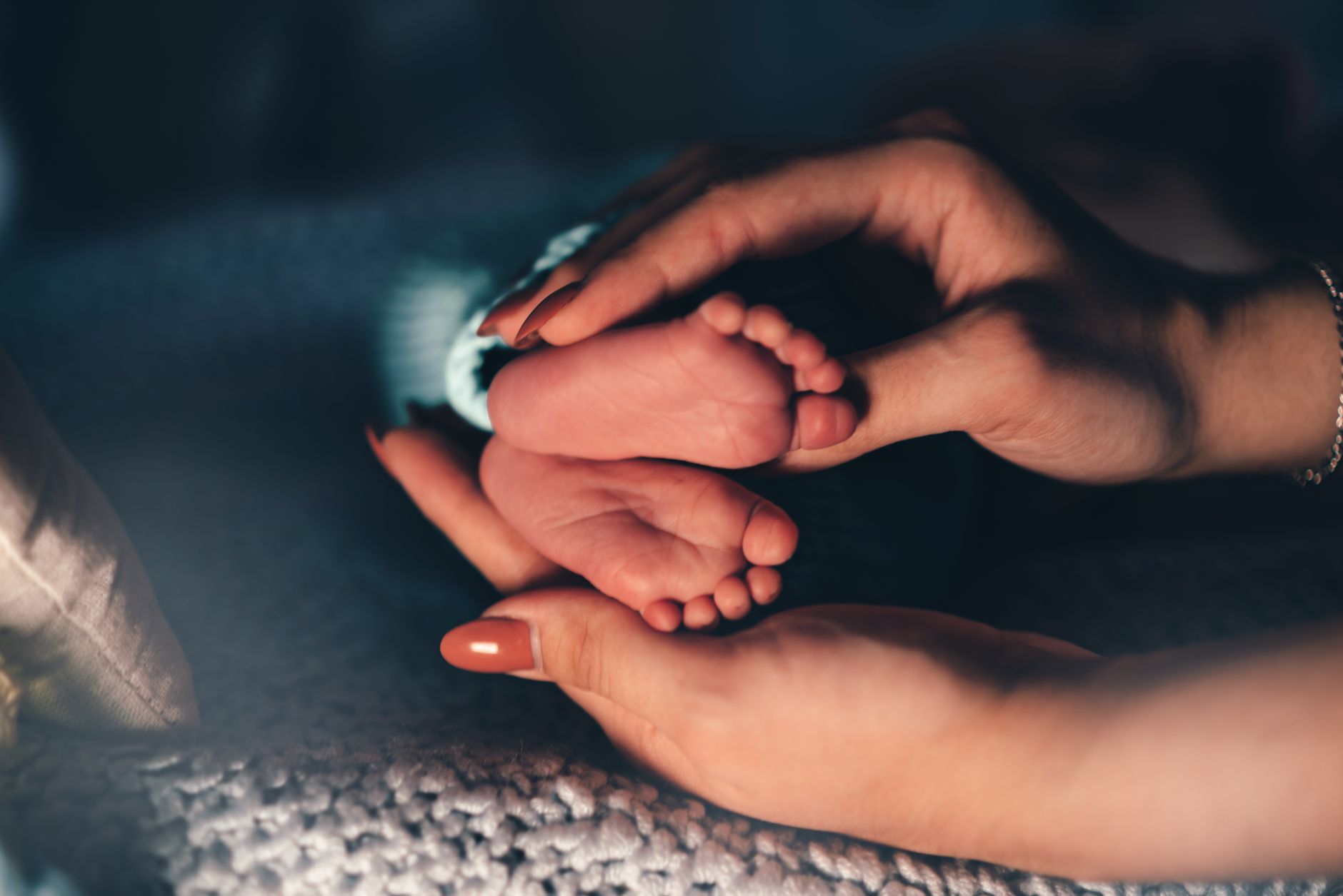 子供はいつまでで大人はいつからか、法律と脳科学と文化でこんなに答えが違う
